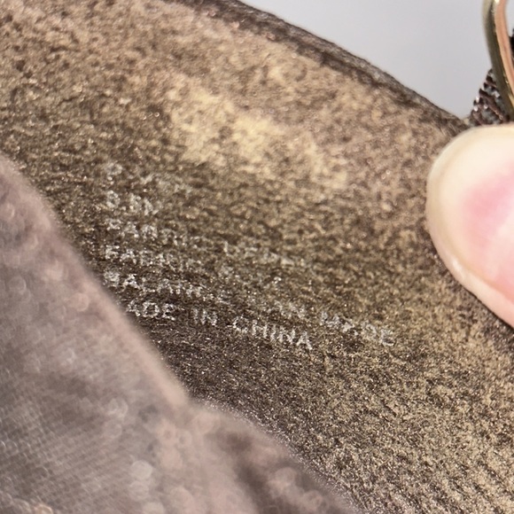 Steve Madden Brown Fabric and Cork Wedges with Rosettes Size 8 - GUC - Picture 14 of 15